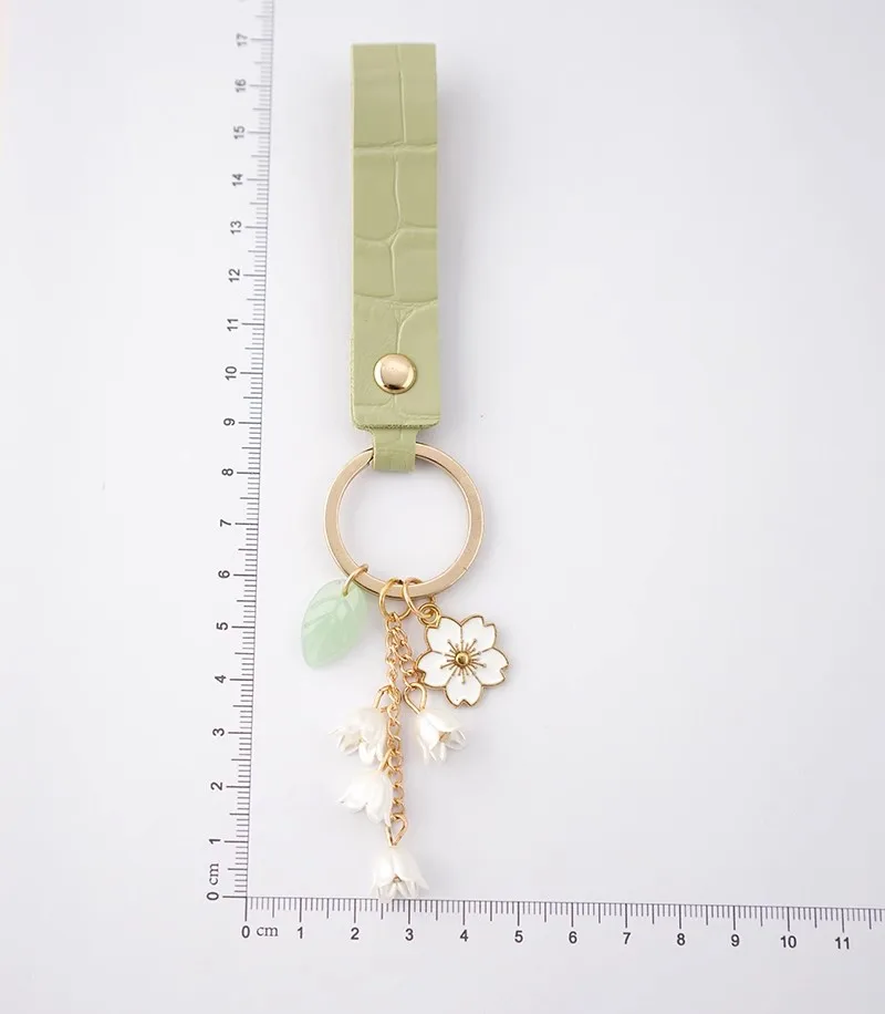 Vintage Green Bowknot Chain Keychain Bells Flowers For Women Key Chains Ring Car Bag Pendent Charm Airpods Accessories x129