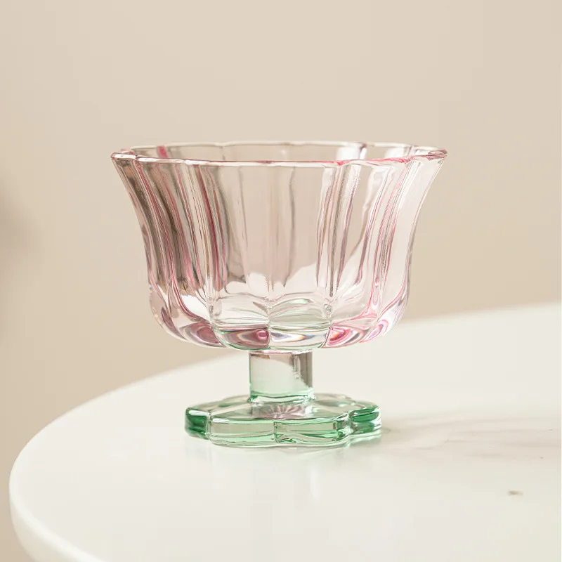 

Petal shaped small cup, dessert cup, high-end oat cup, glass cup, ladies' high-value milk cup, juice cup