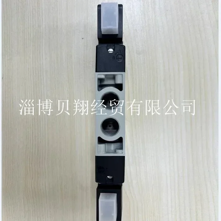 Sales of American solenoid valve two position five way valve YB3BB4522G00040 in stock