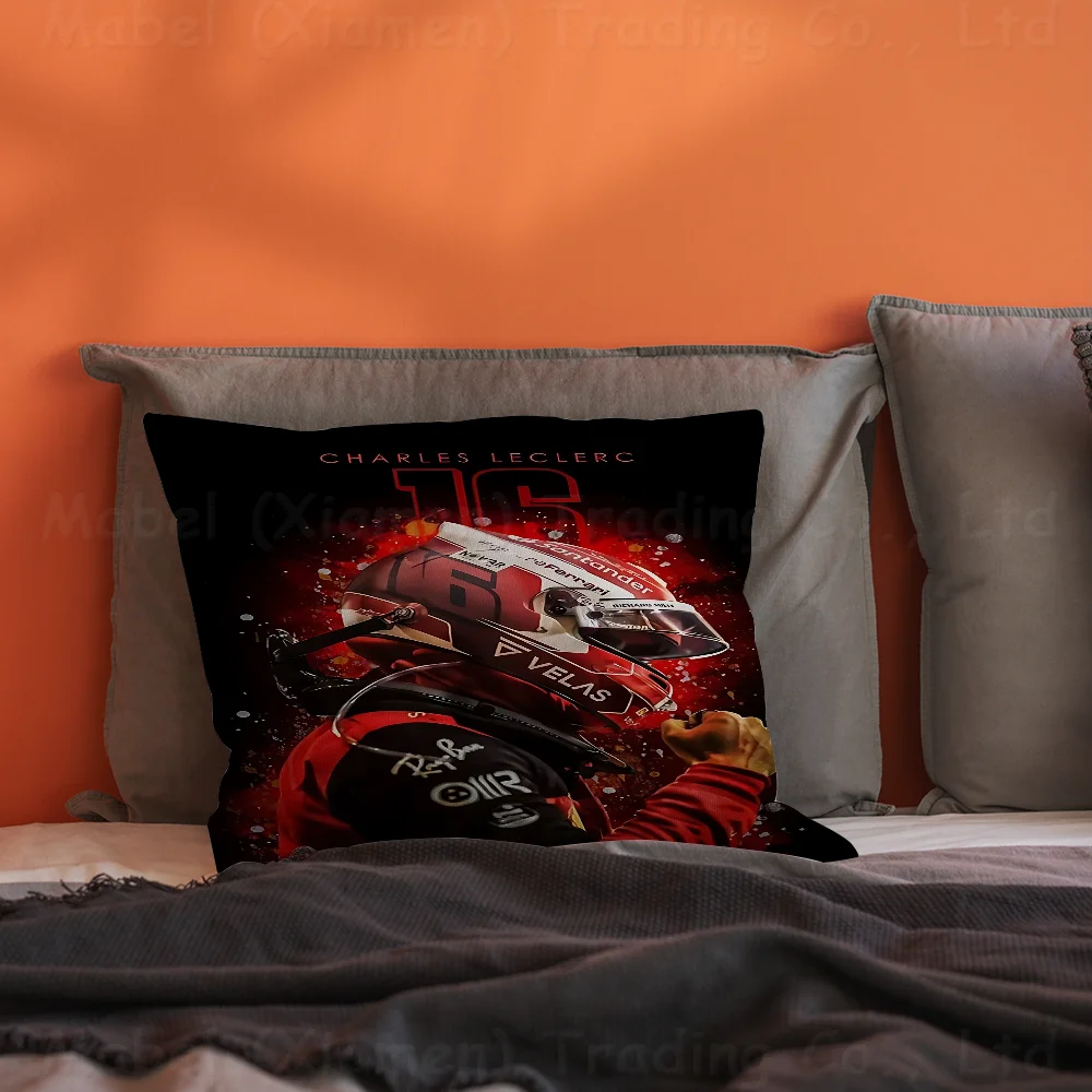 F1 الفورمولا 1 المتسابق أسطورة L-Lewis H-Hamilton شخصية وسادة غطاء غرفة نوم الاطفال البرية ديكور الحفلات المخدة عيد ميلاد الطفل
