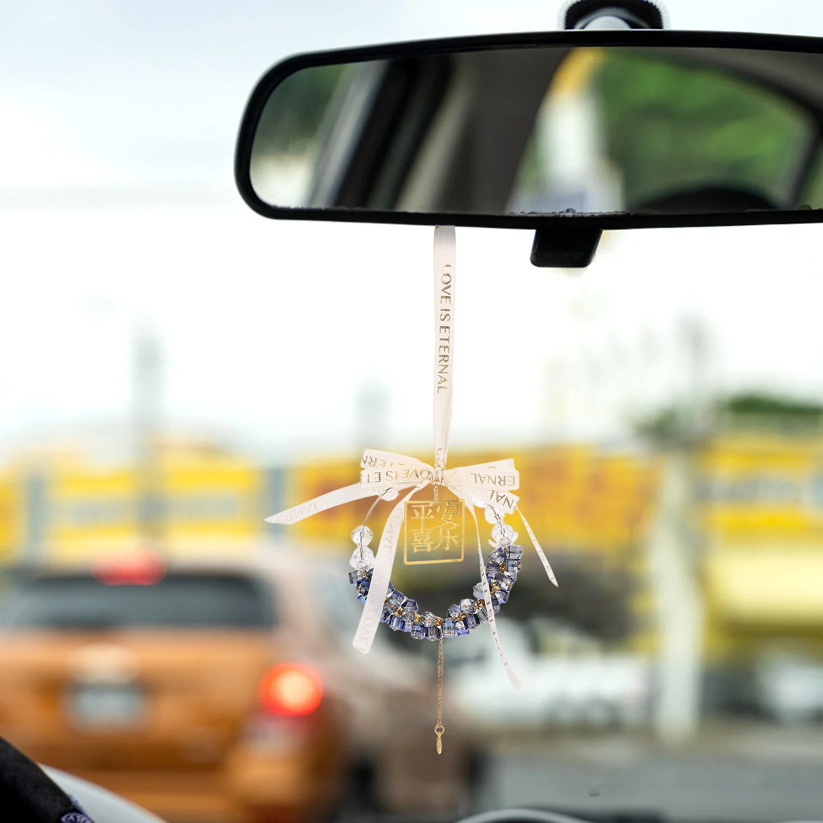 

Decorations Crystal Cube Pendant Interior Metal Car Charm for Rearview Mirror