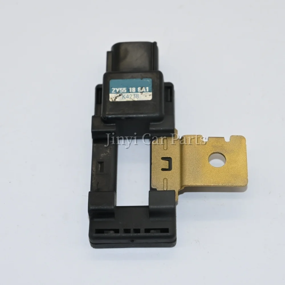 

ZY55-18-8A1 ZY55188A1 Battery Current Sensor for Mazda Axela BK3P BKEP BK5P Training Car BK5P