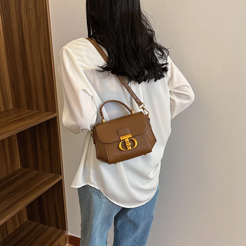 

Top Luxury 2025 Women's Crossbody Bag, Chic Adjustable Strap Purse, Multi-Functional Casual Shopper for Work, Business & Travel