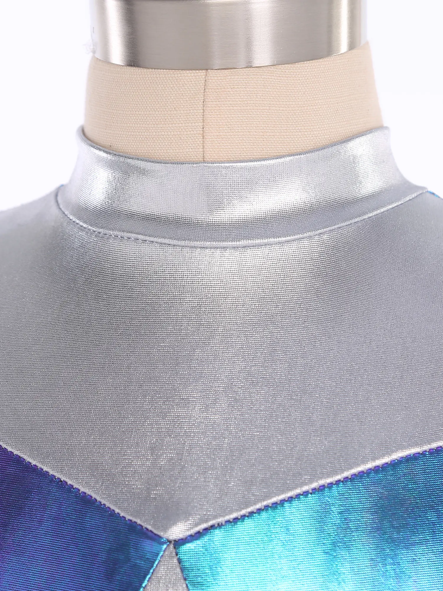 

Girls Alien Halloween Cosplay Robot Costume Long Bodysuit Shiny Carnival Outfit Metallic Outer Space Masquerade Costume Jumpsuit