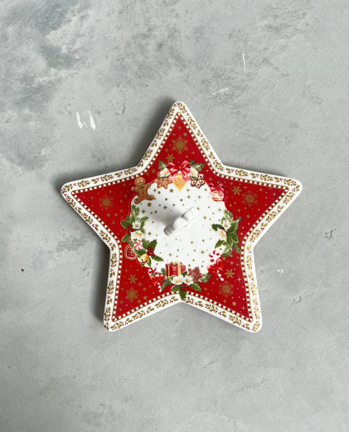 

Santa Claus pentagram ornament three-dimensional star disk decoration creative saucer red gingerbread man star plate