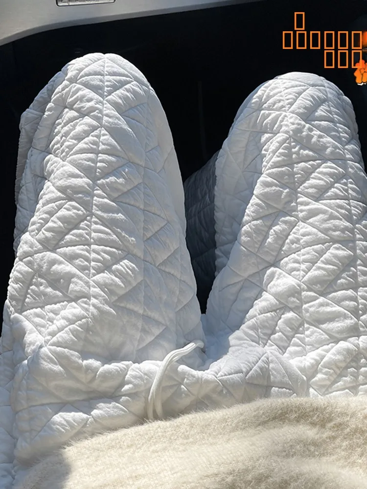 White Quilted Cotton Pants Men's Winter Outerwear Thickened Loose Straight Leg Wide Leg Pants Lazy Style Casual Straight Pants view 5