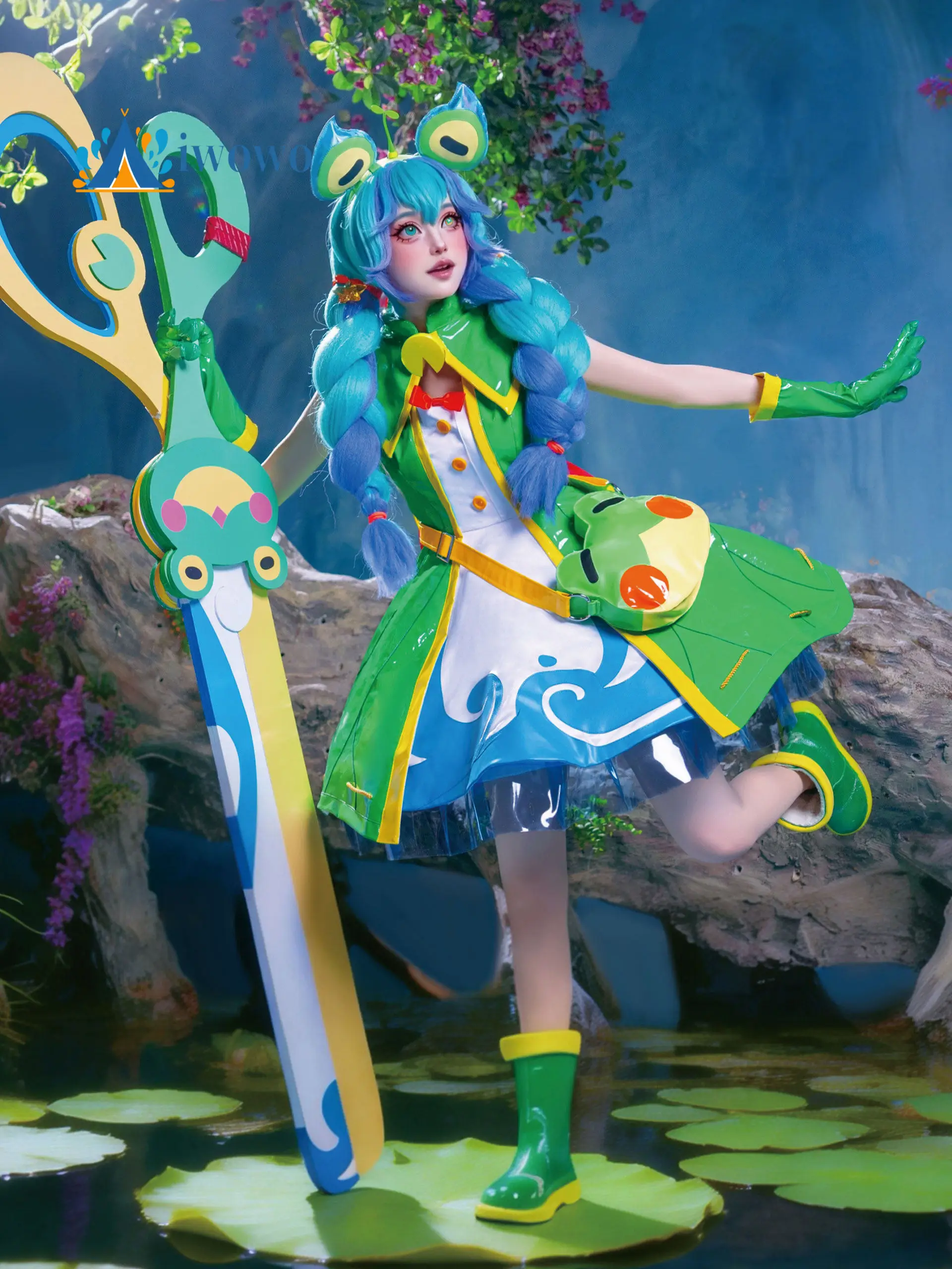 

Game The Hallowed Seamstress Gwen Cosplay Costume Frog Raincoat Dress Bag Glove Outfit Carnival Halloween Party RolePlay Uniform