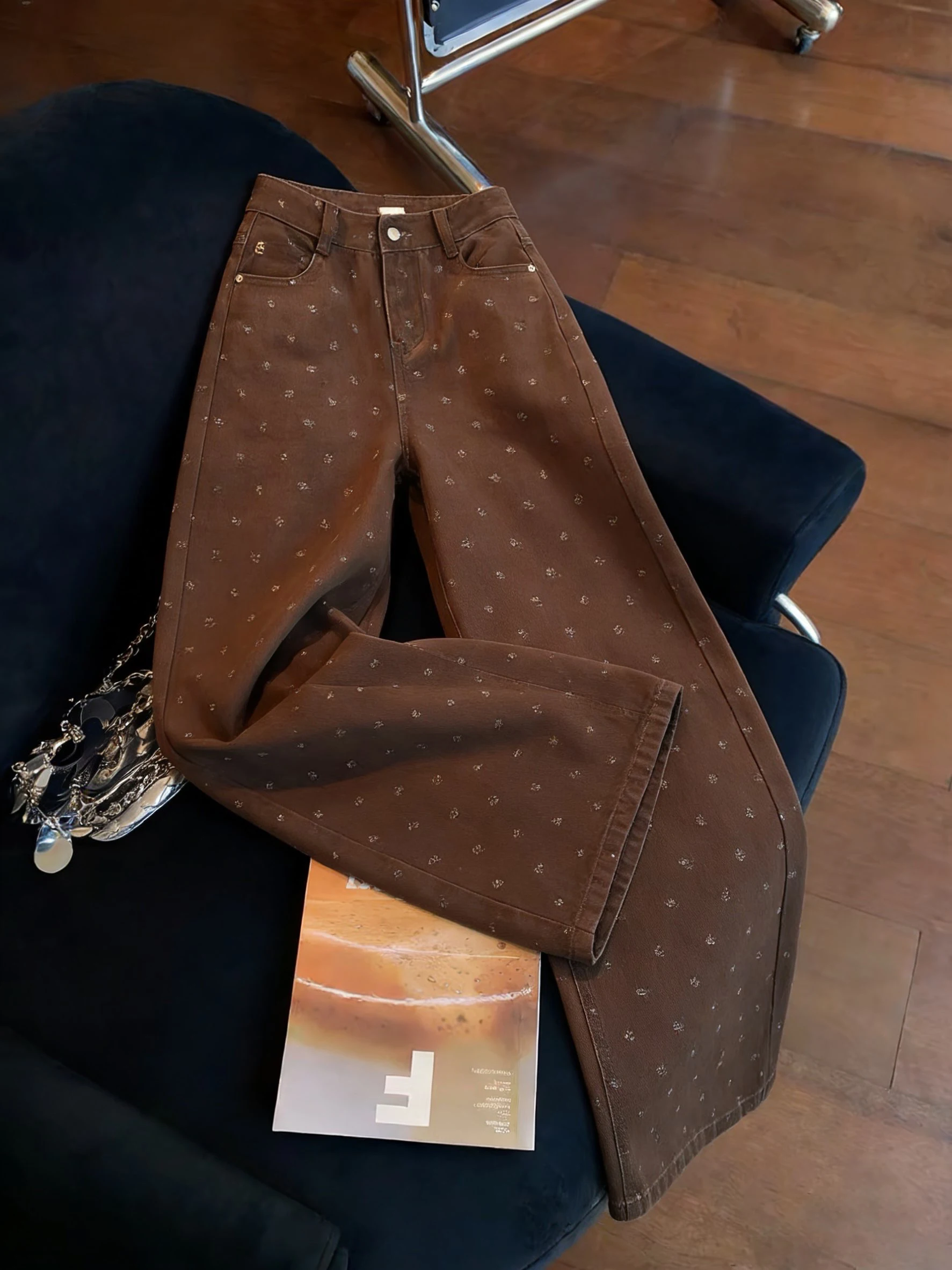 

Retro Brown Floral Print Wide Leg Jeans Women's Casual Loose Fit Spring Autumn Design Unique Versatile Denim Pants