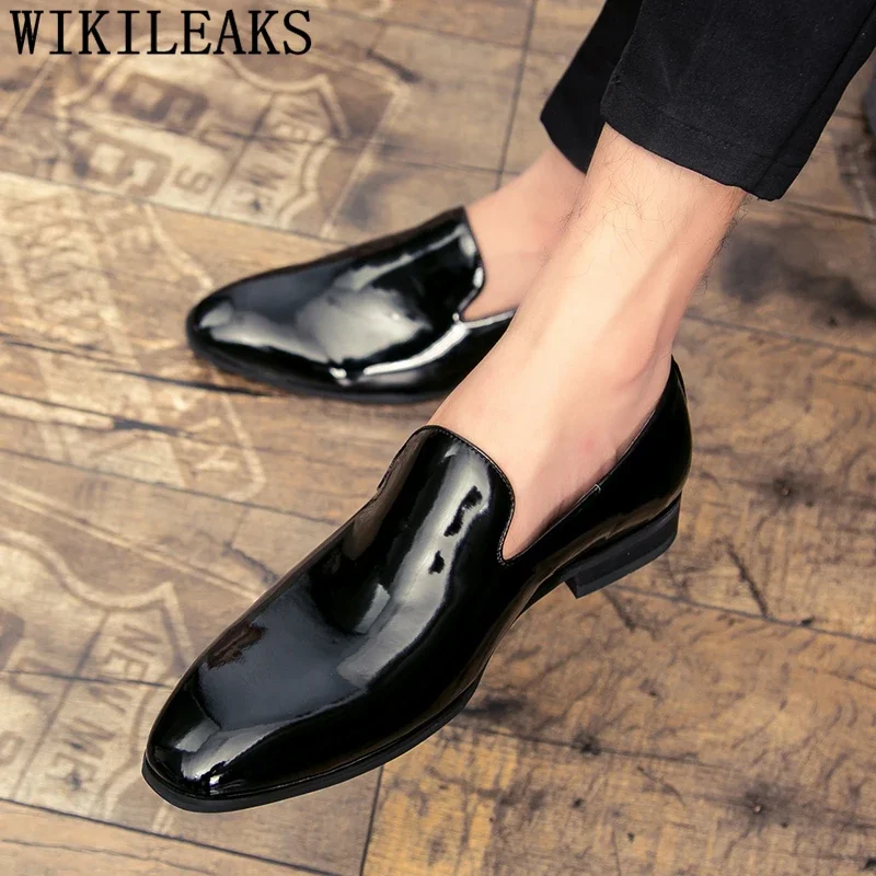 Party Shoes For Men Coiffeur Wedding Shoes Men Elegant Italian Brand Patent Leather Dress Shoes Men Formal Sepatu Slip On Pria