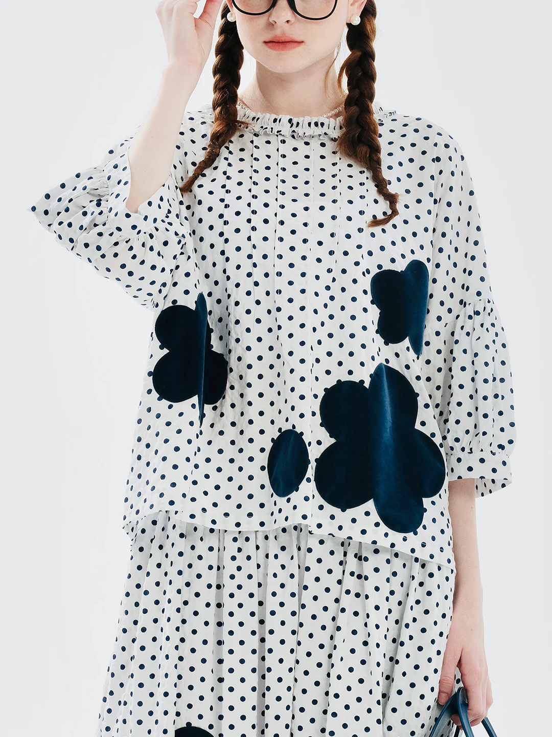 

imakokoni 2024 summer pure cotton niche Japanese shirt plush big polka dot pullover 244721