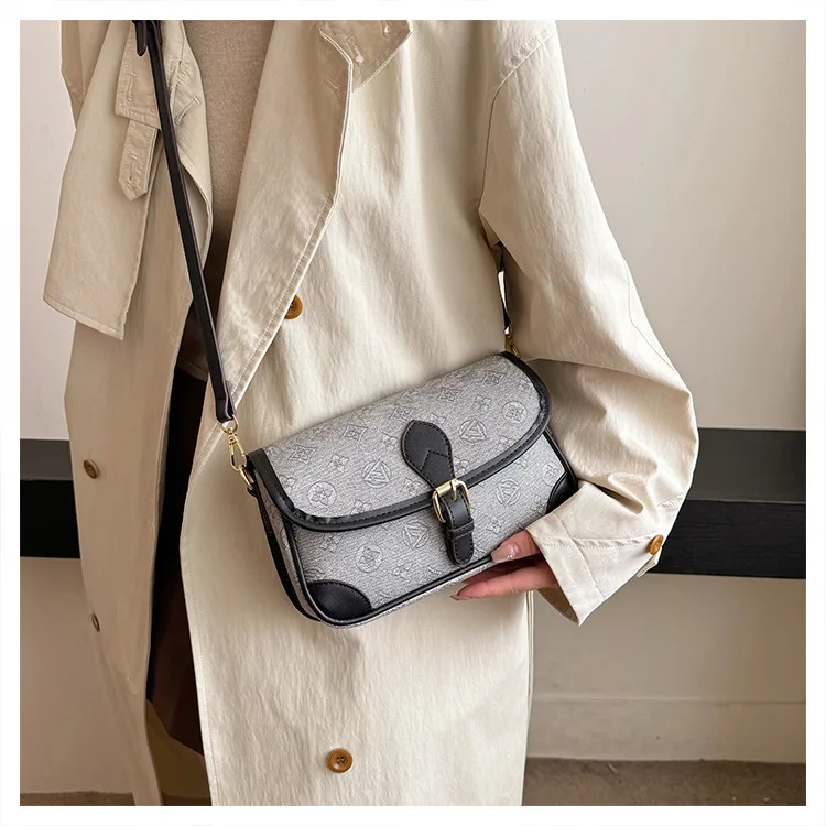 

‌2025 New European & American Style Shoulder Bag - Printed Retro Square Crossbody Bag, Fashion Small Armpit Purse for Women‌