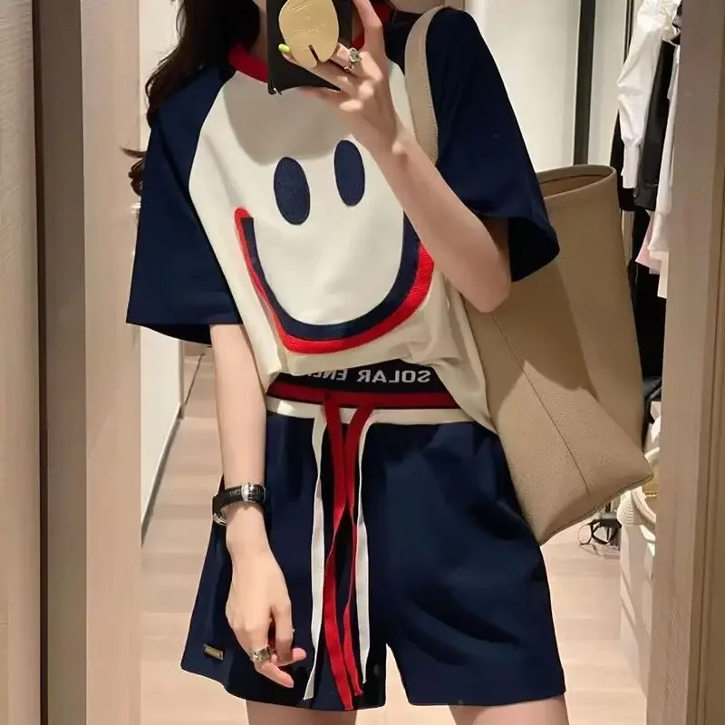 Fashionable Printing Two Piece Set Summer Casual Short Sleeve Tops Ladies Sports Pullovers Streetwear Elastic Waist Shorts 2024