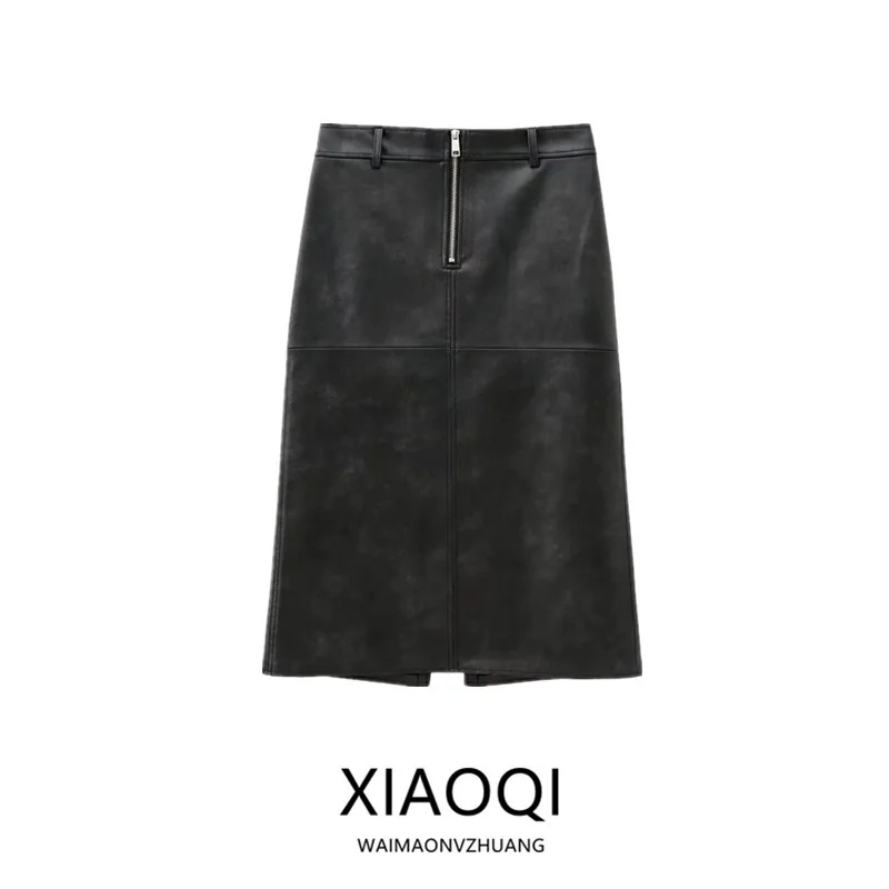 

Autumn Winter New Women's Versatile Zipper Decorated Faux Leather mid Waist Midi Skirt 2024 Faion Ele Lengthened Skirt