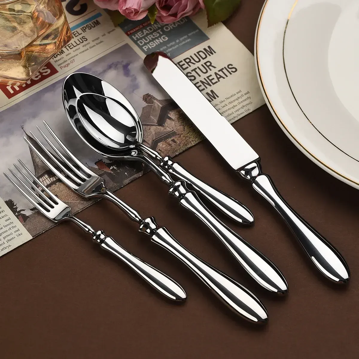 Luxury Gourd Shape Handle Stainless Steel Tableware 5 Pieces Spoons Forks Knives Elegant Cutlery Set