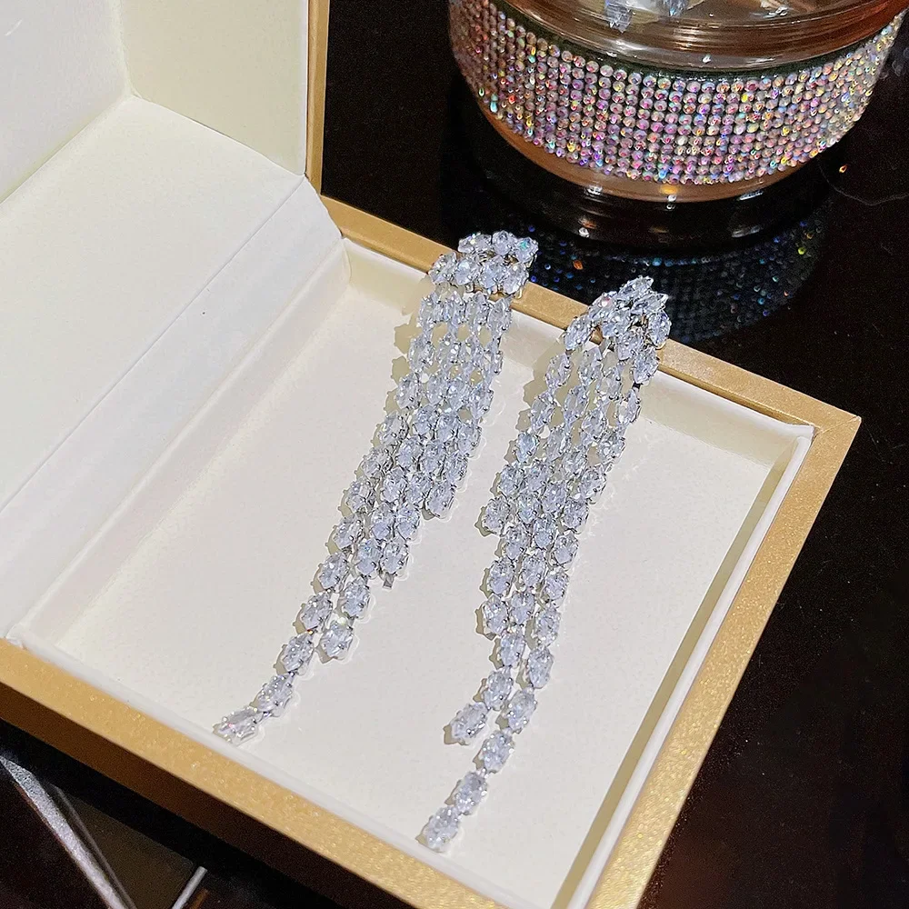 Luxury Zircon Tassel Earrings Dainty Statement Drop Earrings Unique High-End Elegant Jewelry for Wedding & Formal Occasions New