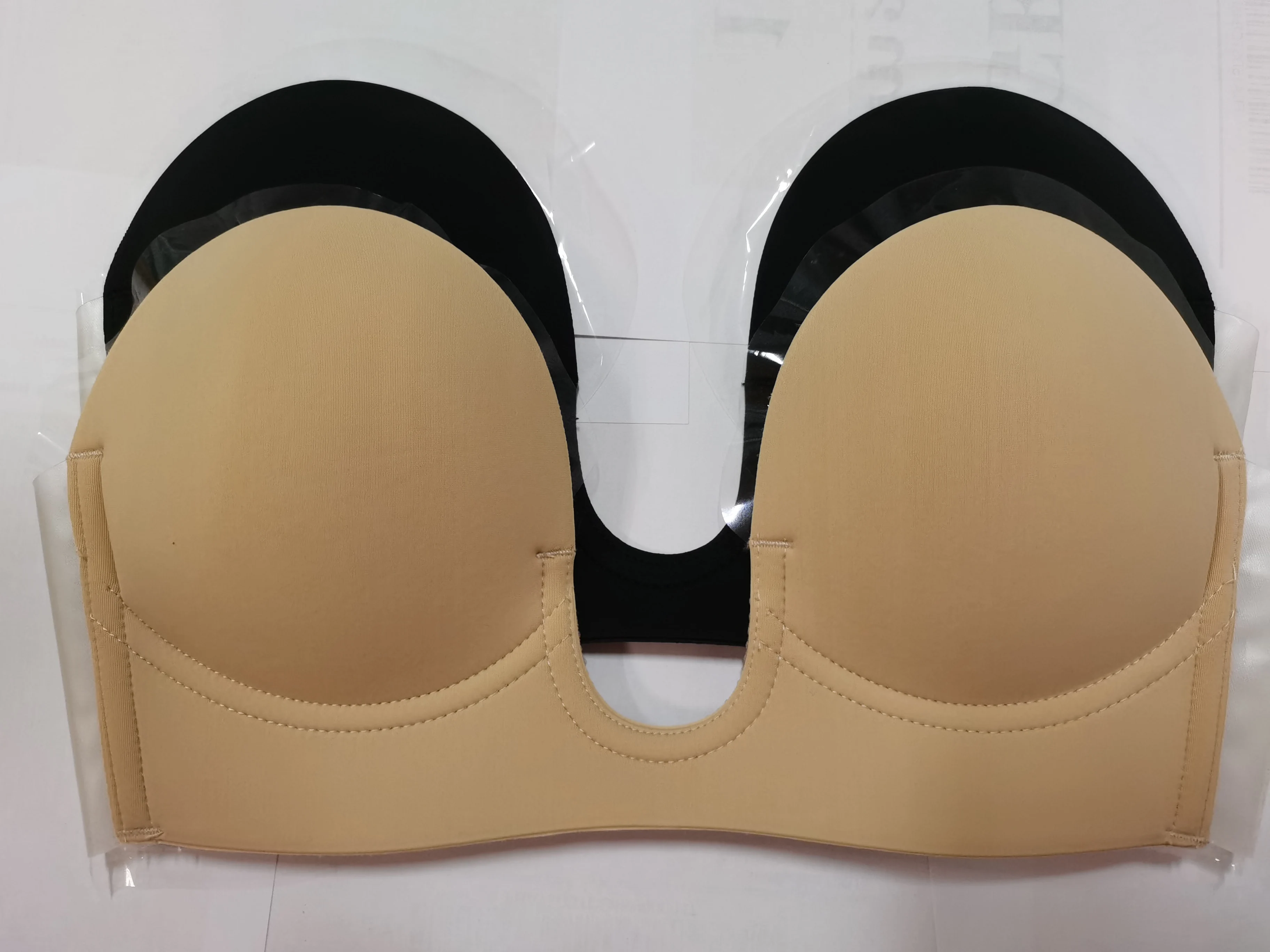 

Invisible Bra Strapless Bras Backless Breast Lifting Underwear Adhesive Push up Deep U-shaped Plunge Sticky Bra Sexy Silicone