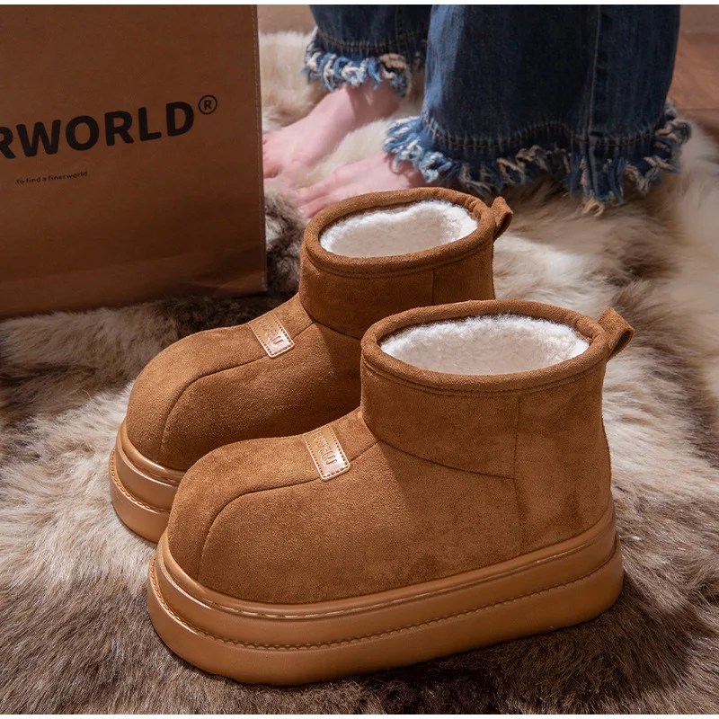 Zapatos de algodón para invierno, ropa exterior cálida a la moda, botas de nieve antideslizantes de suela gruesa, además de zapatos planos con punta grande que mejoran la altura de terciopelo
