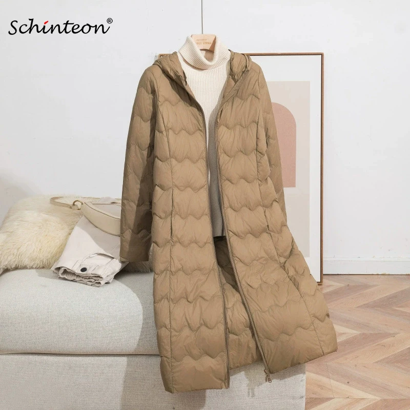 

Schinteon женская легкая длинная куртка на 90% белом утином пуху с капюшоном, модная осенне-зимняя тонкая верхняя одежда высокого качества, 2025 г.