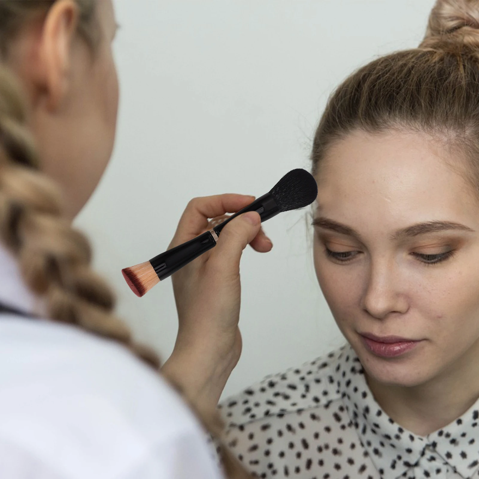 

Dual Ended Powder Blush Brush For Women Small Compact Makeup Tool Soft Bristles Touch Up Outdoor Travel Face Brush