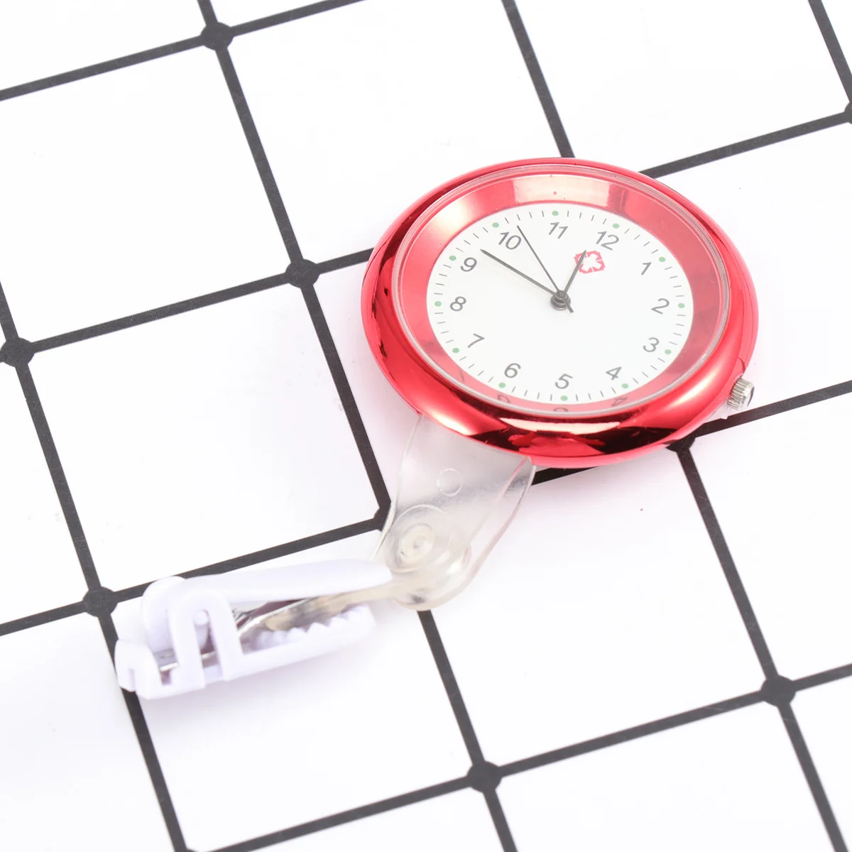 

Red Nurse Brooch Watch Pin Fashionable Design Clear Number Accurate Chest Pocket Watch for Women Doctors
