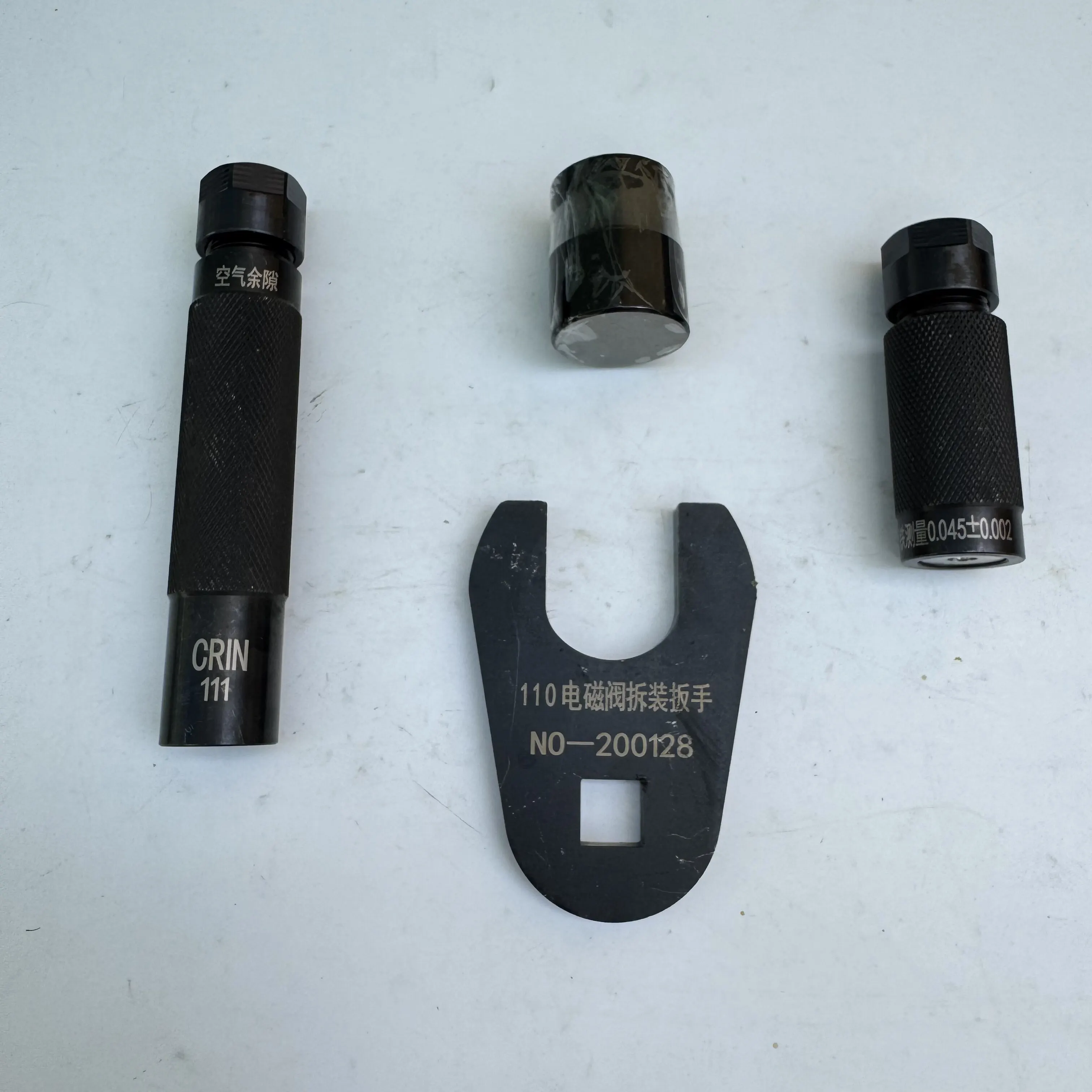 

CRIN Injector Solenoid Valve Stroke Travel Measuring Removal Repair Tools for 0445 111