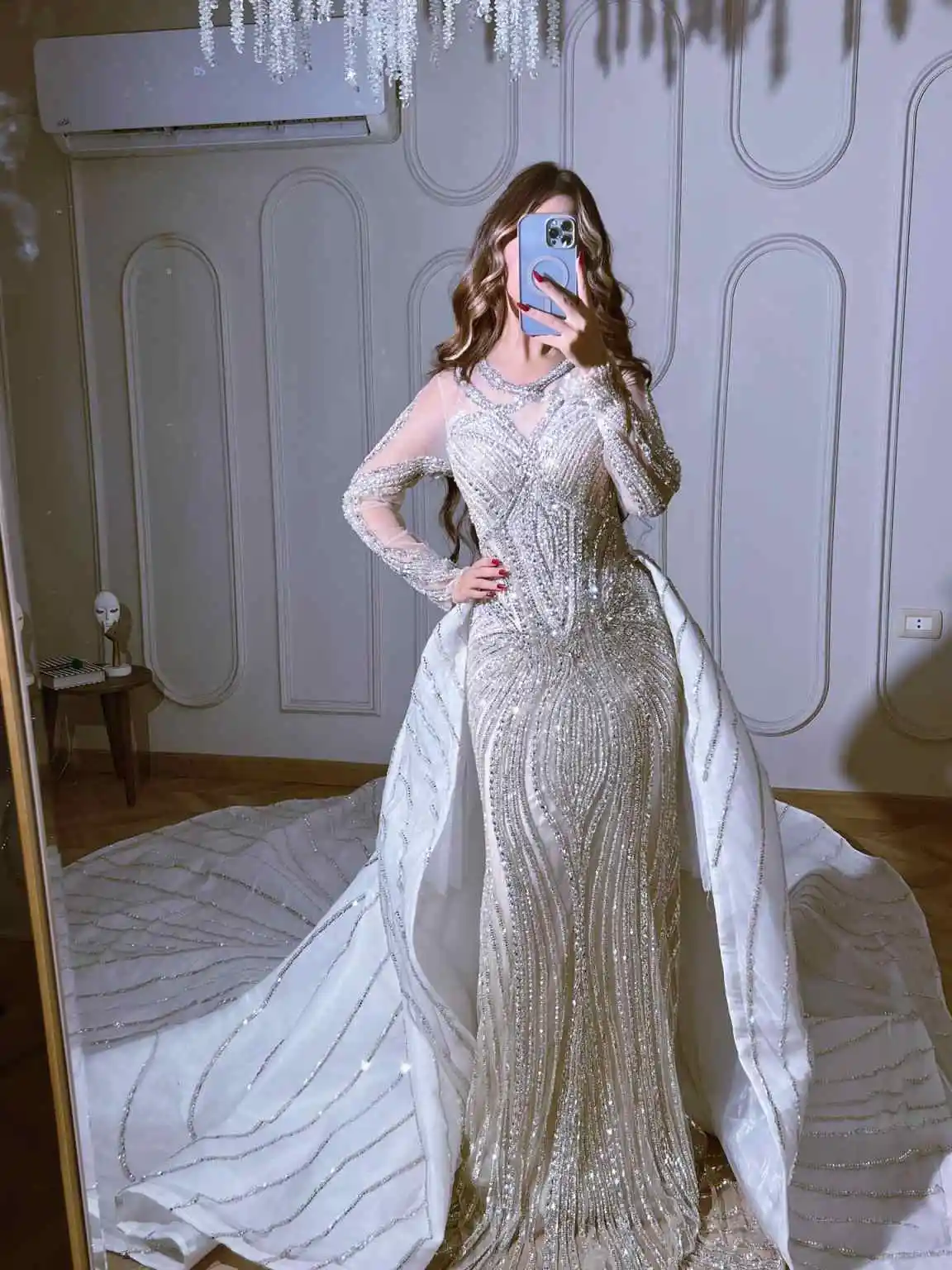 فساتين زفاف فاخرة برقبة جوهرة قابلة للانفصال، فساتين عروس مثيرة مطرزة بالكريستال، مخصصة بالترتر بطول الأرض، فستان زفاف