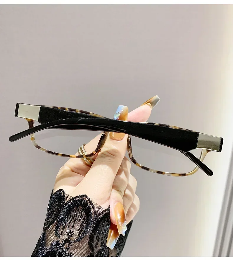 0~ +4,0 Leoparden-Lesebrille, Anti-Blaulicht-Druck, Presbyopie-Brille, neutral, rechteckig, schwarzer Brillenrahmen, ältere Menschen – Detail 12