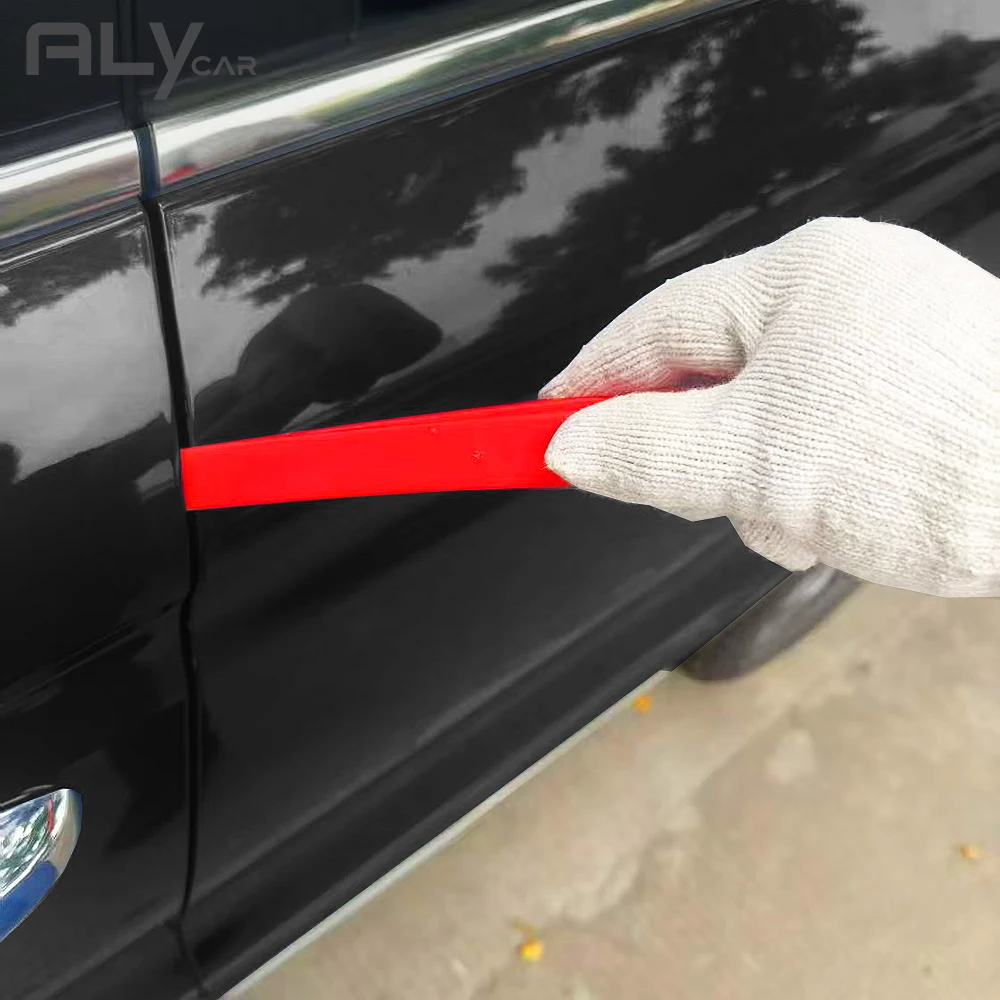 赤い車のドアウェッジパネル、塗装レスのへこみ除去修理ハンドツール、窓用オートウェッジポンプ、鍵屋の除去修理ハンドツール