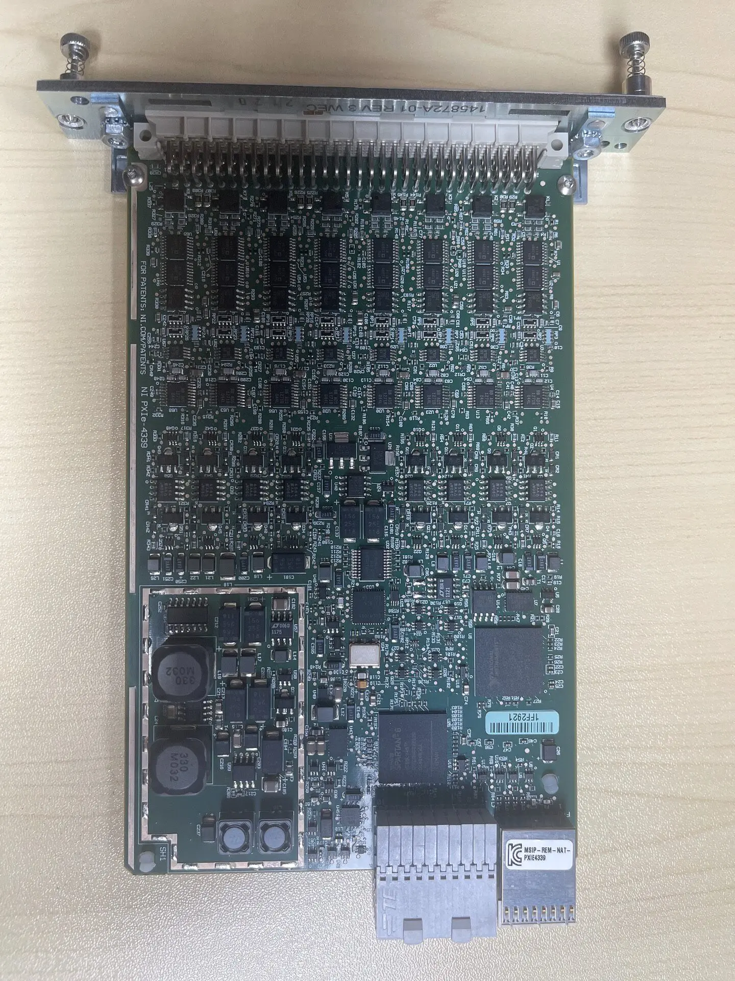 NI PXIE-4339 Data Collection Card, 8-channel Universal Bridge Input Module,