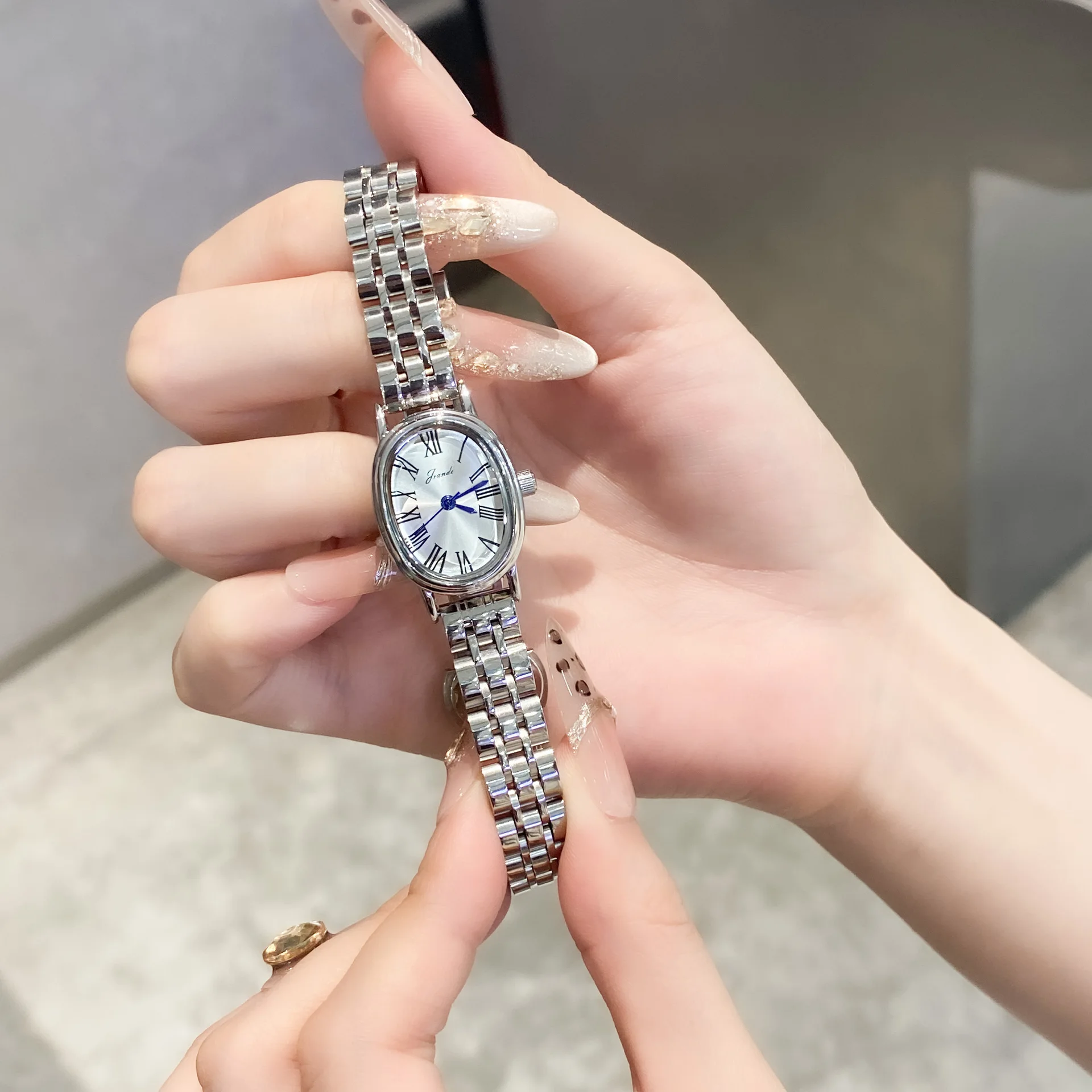 

Elegant Women'S WatchQuartz WristwatchVintage Small And Exquisite Women'S Watch Fashionable Quartz WatchCreative Gift For Women.