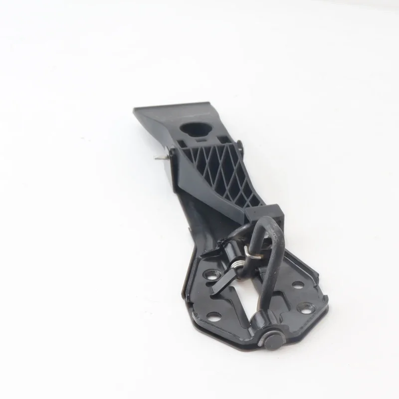 

Upper Hood Cover Lock Latch Release Lever 4G0823480 4G0823480A For AUDI A6 C7 2012-2018 2.0T/3.0TA6/S6 4.0T V8 2013-2018