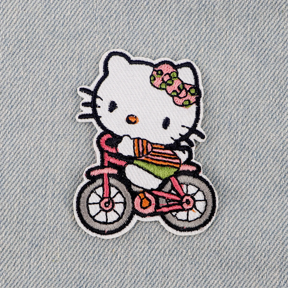 Anime White Dog Patches for Clothing Kawaii Embroidered Patches on Clothes Stickers DIY Ironing Appliques Jacket Jeans Stripes