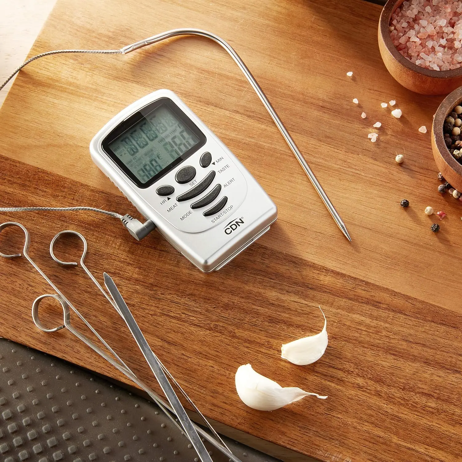 Digital Programmable Probe Thermometer with Timer