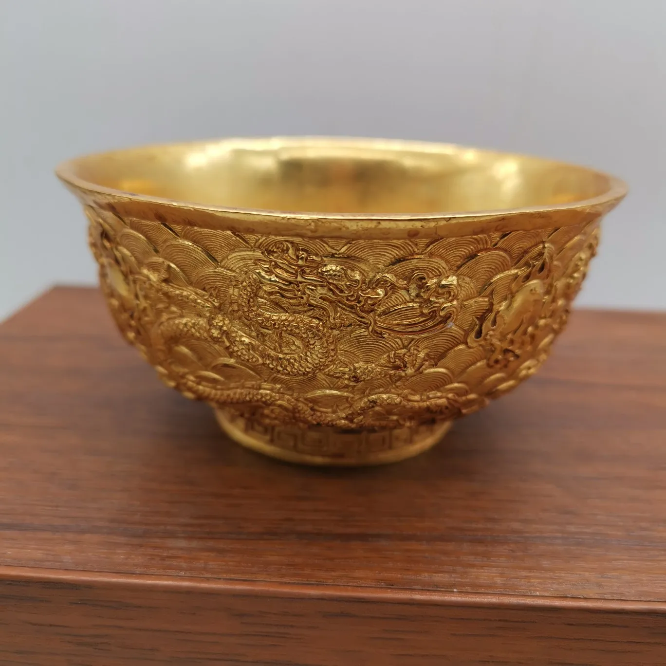 

China Copper gold platin Carved wine cup auspicious beast deer Collectibles Art works Metal crafts vintage home decoration bowl