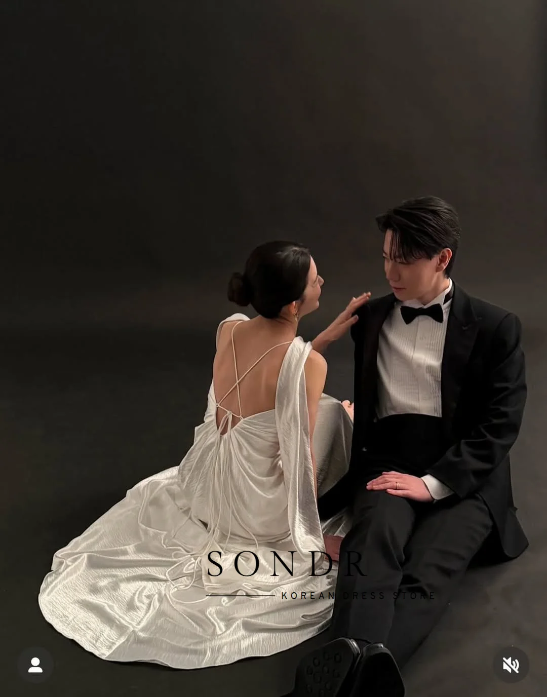 Suknie ślubne koreańskie bez pleców z kołnierzem szalowym Sondr, bez rękawów, na sesję zdjęciową, suknie na przyjęcie weselne, nowość 2026