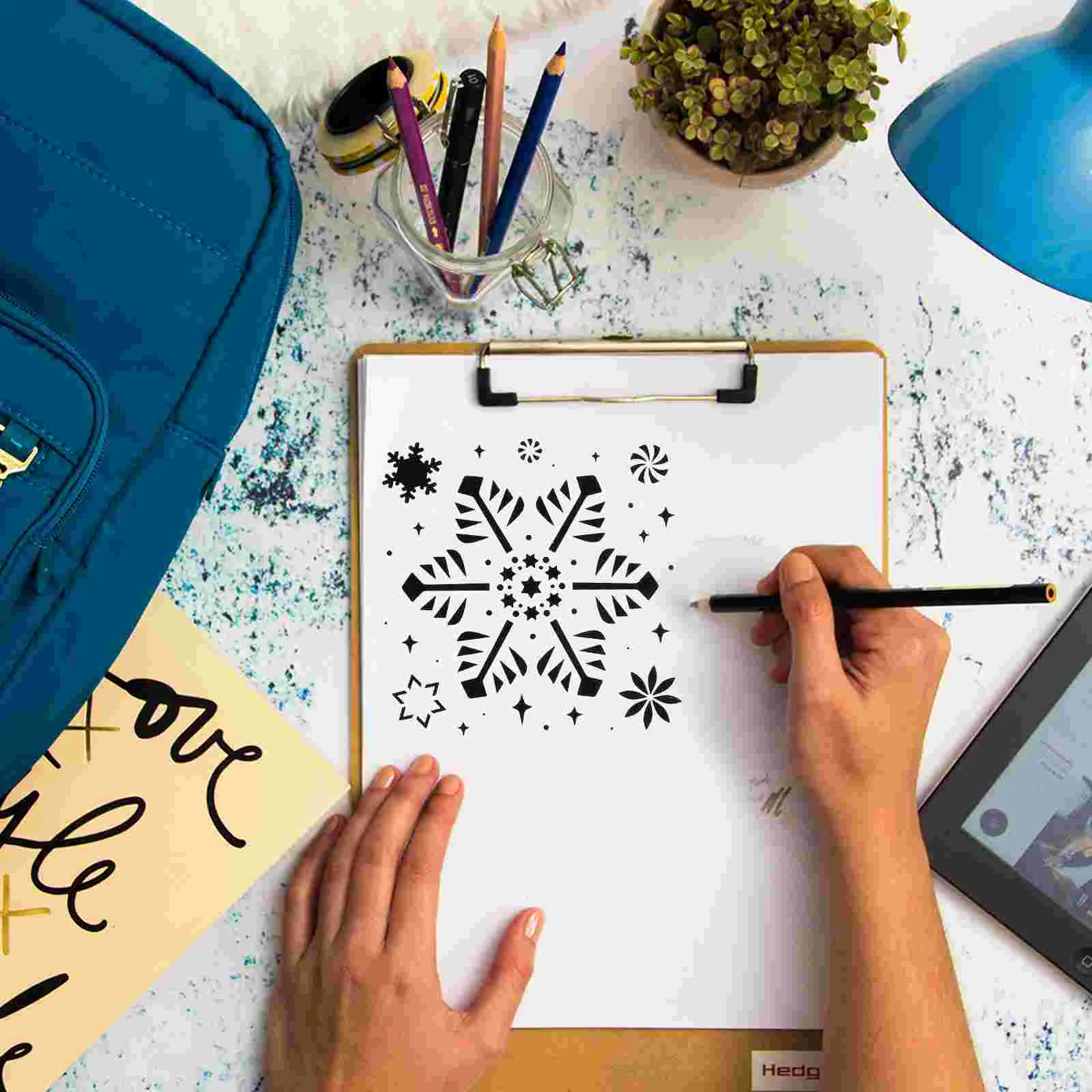 6 Pcs Painting Template Drawing Stencils Snowflake Graffiti Pp Plastic Molds Christmas Hollow Templates