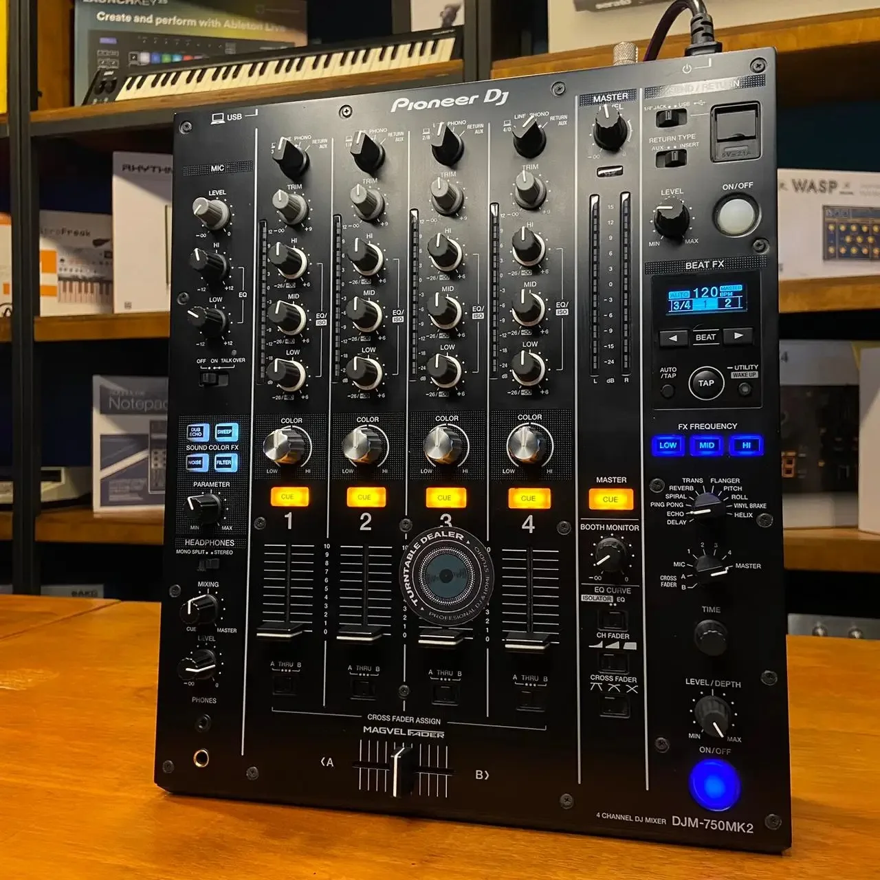 

БЫСТРАЯ ДОСТАВКА РАСПРОДАЖА Pioneer DJM-750MK2 4-канальный микшер