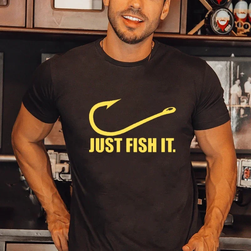 

Men TShirt Funny Love Fishing Just Fish It Angler Hook Bait & Tackle Tops Summer Hombre Camisetas Streetwear Cotton