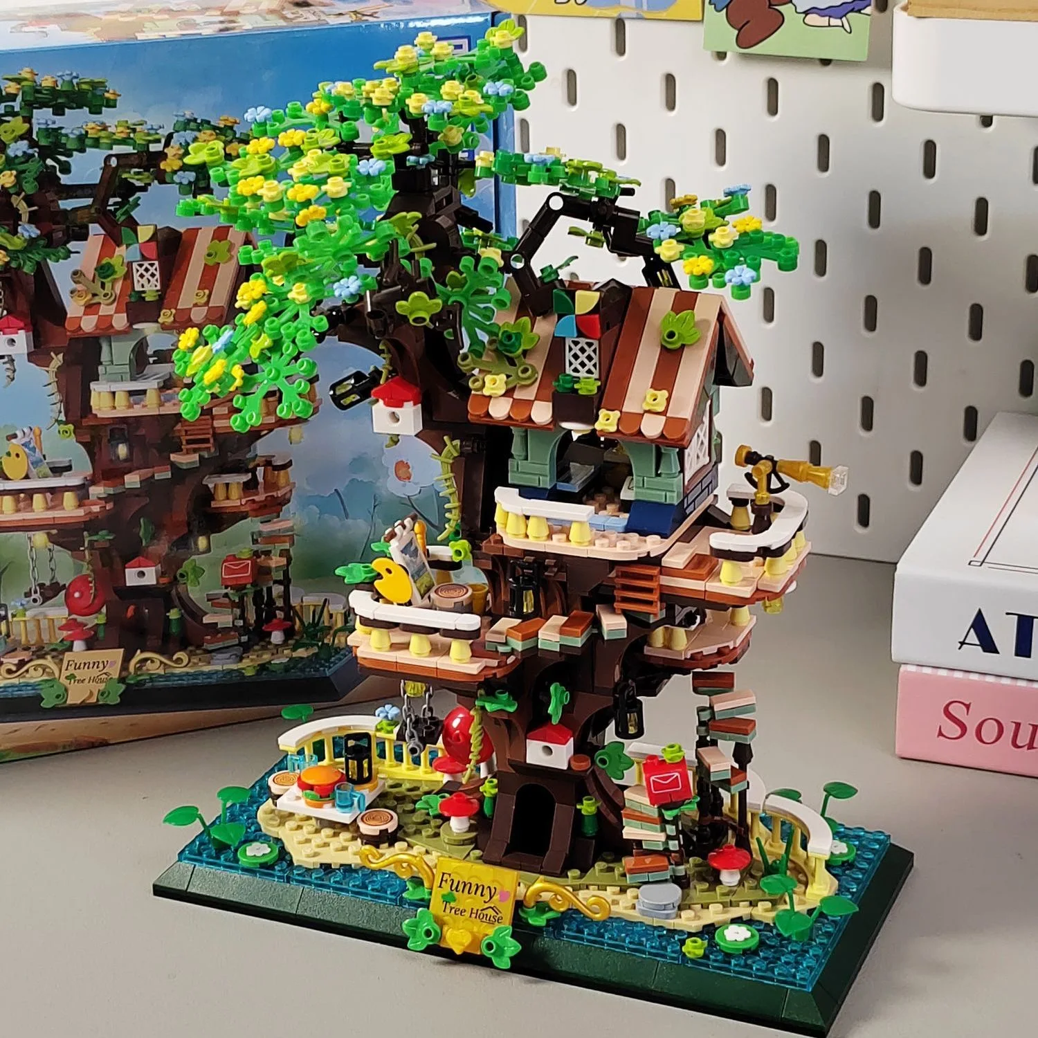 1130 pezzi divertenti giocattoli da costruzione per casa sull'albero, ideali per regali di festa per bambini e ragazze per adulti, Natale fai da te e decorazioni per la casa