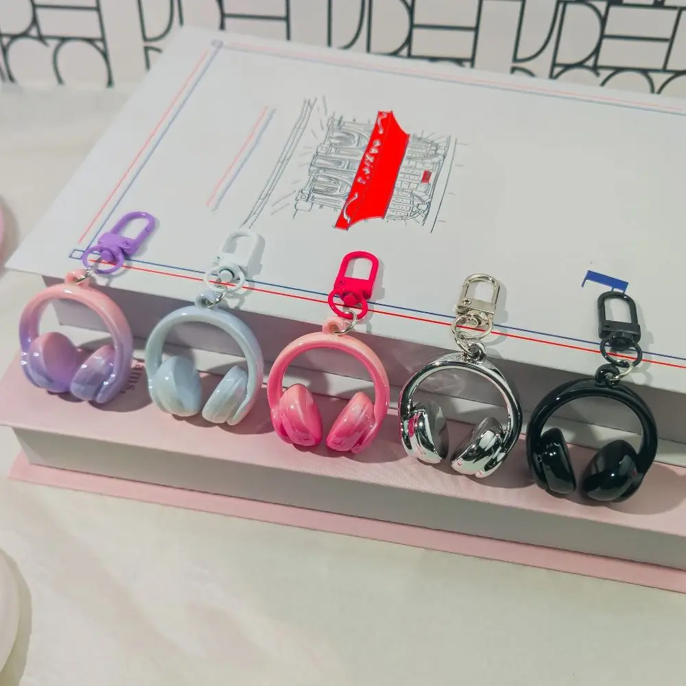 

5Pcs Acrylic Headset Shape Keychain Funny Bag Hanging Earphone Shape Pendant Ornaments Colorful Car Key Ring Bag Decoration