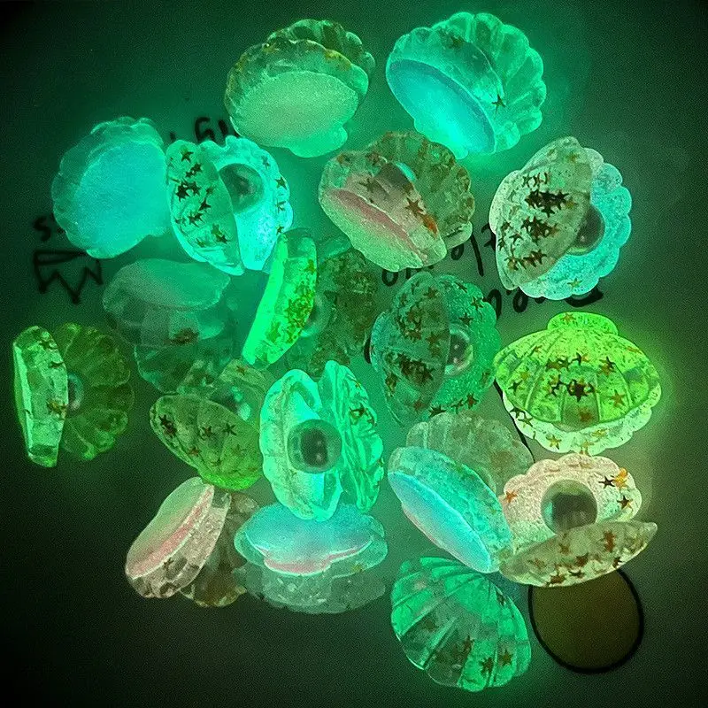 15 قطعة قذائف البحر مضيئة صغيرة لطيف الحلي متوهجة الظلام المنمنمات قذائف البحر المشهد الصغير الاطفال اللعب ديكور المنزل هدية