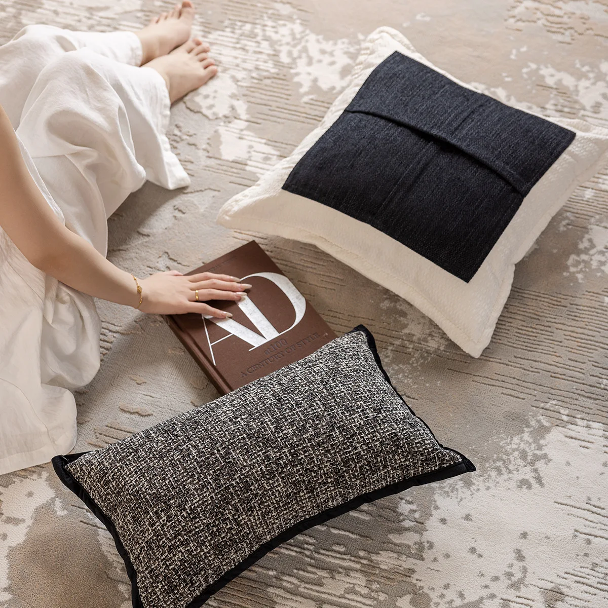 Throw Cushion Cover Fashion Italian Light Luxury Small Fragrance Senior Living Room Bedroom Sofa Comfortable Pillow Case Cover