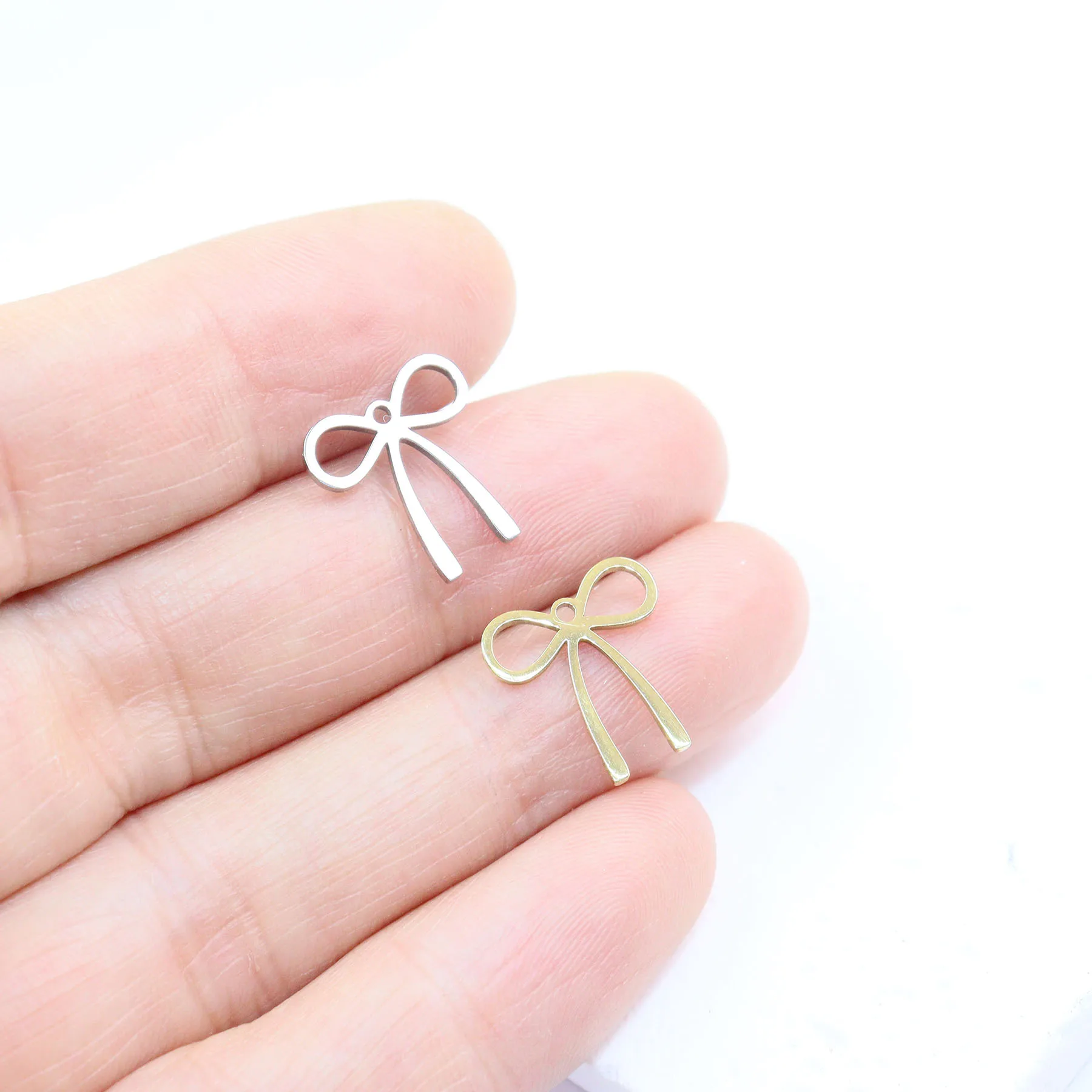 10pcs Wholesale Stainless Steel High Quality Mirro Polish Bow Girls Charms Pendant DIY Handmaking Vacuum Plt Necklace Bracelets