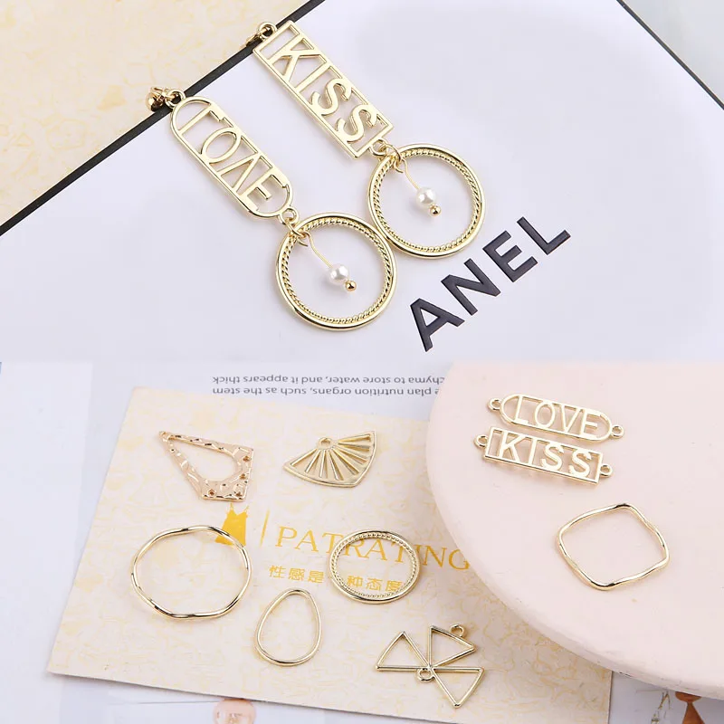 1pcs Diy Accessories Simple Geometric Circular Letter Pendant Irregular Metal Earrings Pendant Handmade Jewelry Materials Charms