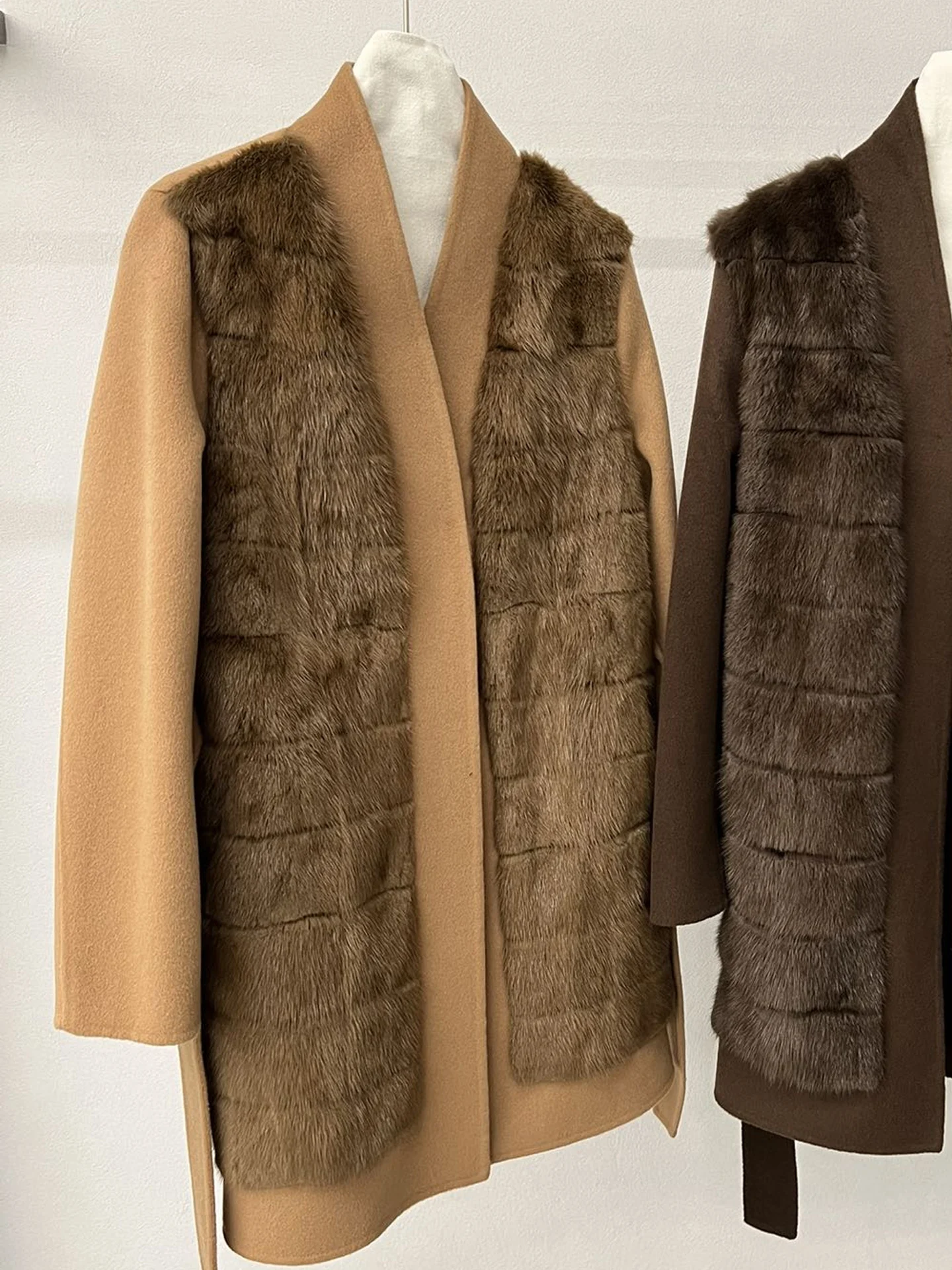 2025 가을 겨울 신상 캐시미어 코트 여성용 중장기 우아한 밍크 퍼 칼라 울 코트