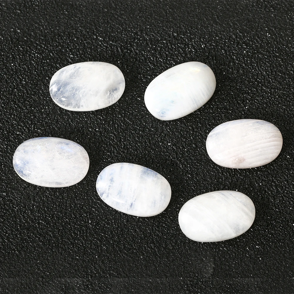 Piedra Lunar Natural de corte redondo, piedras sueltas con luz azul, decoración al por mayor, regalo de joyería de piedras preciosas, 10x10MM, 5 piezas por juego