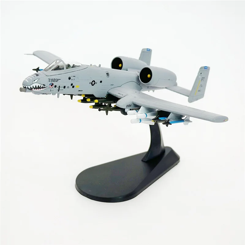 Kawaii Toy Car Regalo divertente-Stile caldo 1:100 Giocattolo aereo in lega, A-10C Warthog Tusk Attack Fighter, Ornamento di raccolta, Giocattoli per ragazzi