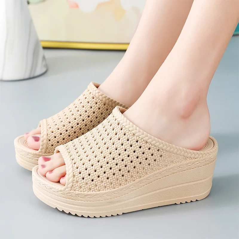 Women Shoes 2024 New Slippers High Heel Slippers Women Summer Sandals Wedge Women Sandals Thick Soled Casual Shoes PVC Material