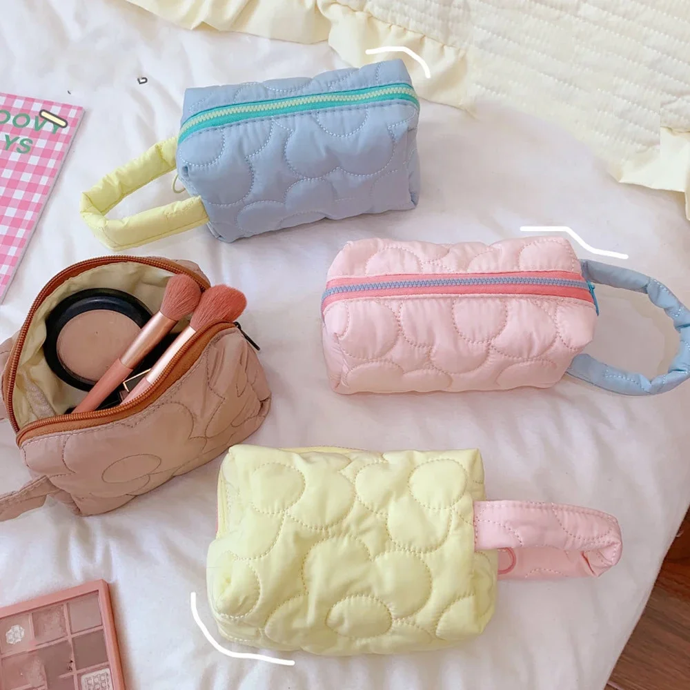 New Ins Fabric Makeup Toiletry Bag for Women Candy Cosmetic Organizer Cute Wrist Make Up Pouch Portable Student Pencil Case 2024