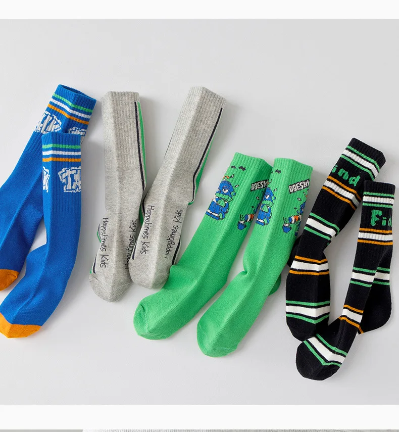 Baumwollsocken, 4 Paar, lange Socken, Kindersocken, Kniestrümpfe, gestreifte Sportsocken, Socken für Jungen und Mädchen, Skating-Socken, Sportsocken. – Detail 7